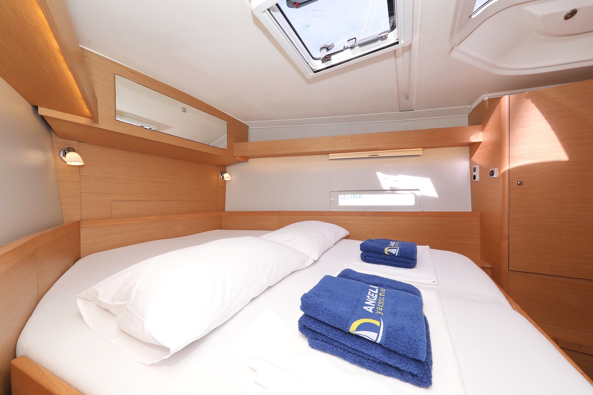 Dufour 430 GL, Adriatic Office | Yacht Charter Croatia