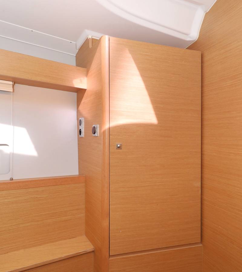 Dufour 430 GL, Adriatic Office | Yacht Charter Croatia