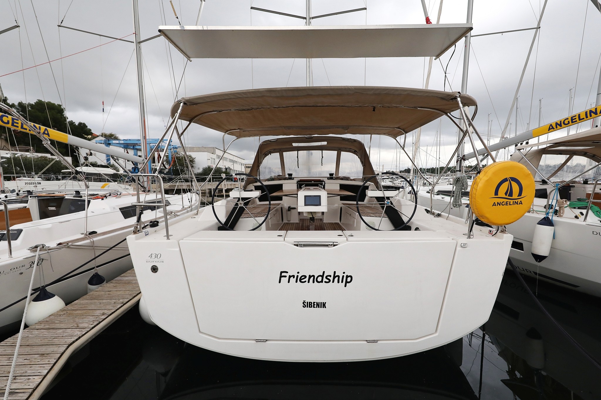Dufour 430 GL, Friendship | Yacht Charter Croatia
