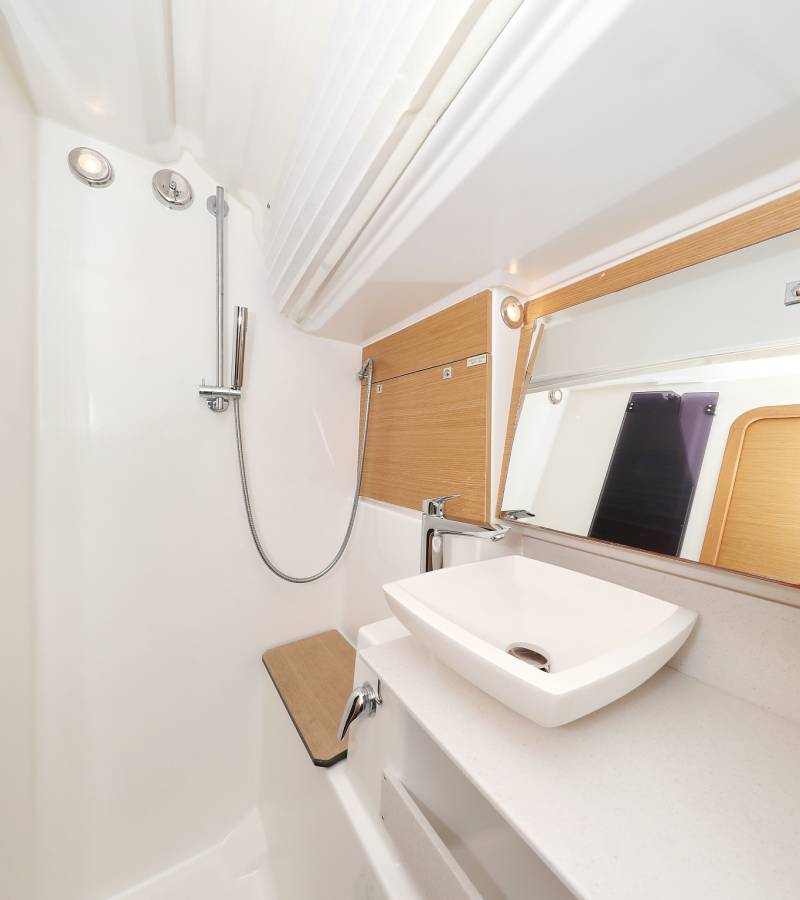 Dufour 430 GL, Friendship | Yacht Charter Croatia