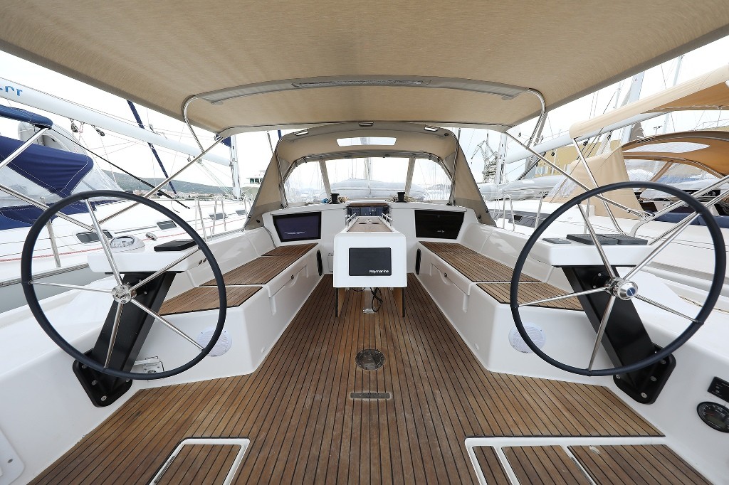 Dufour 430 GL, Good Friends | Yacht Charter Croatia