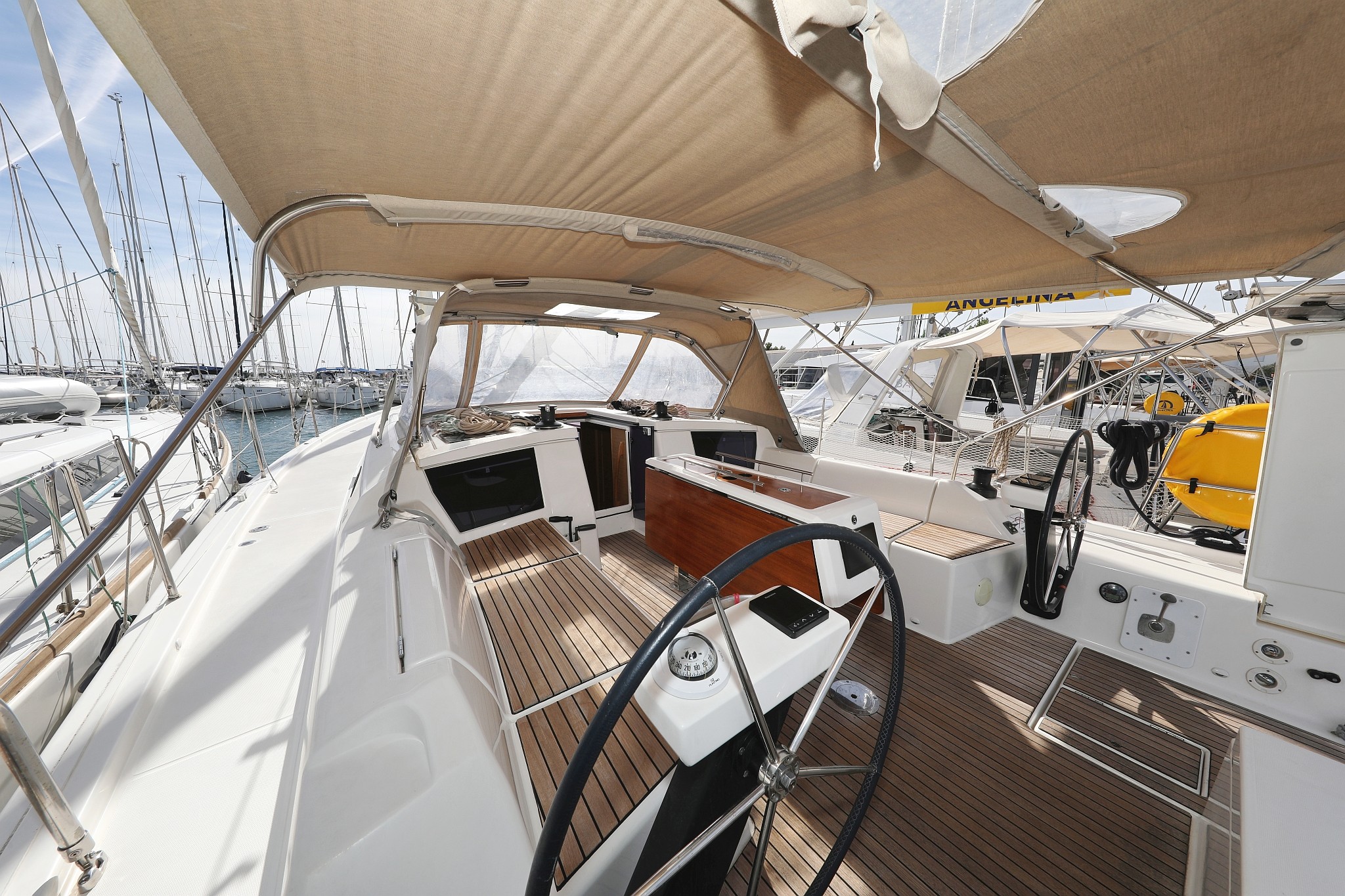 Dufour 430 GL, Air Princess | Yachtcharter Kroatien