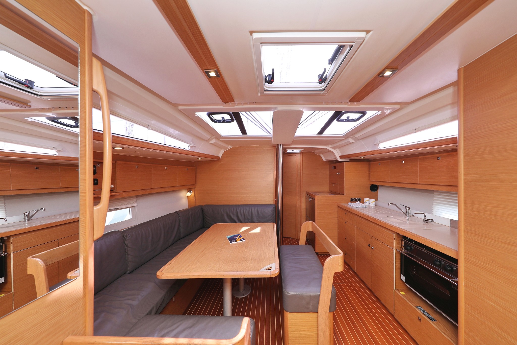 Dufour 430 GL, Air Princess | Yachtcharter Kroatien