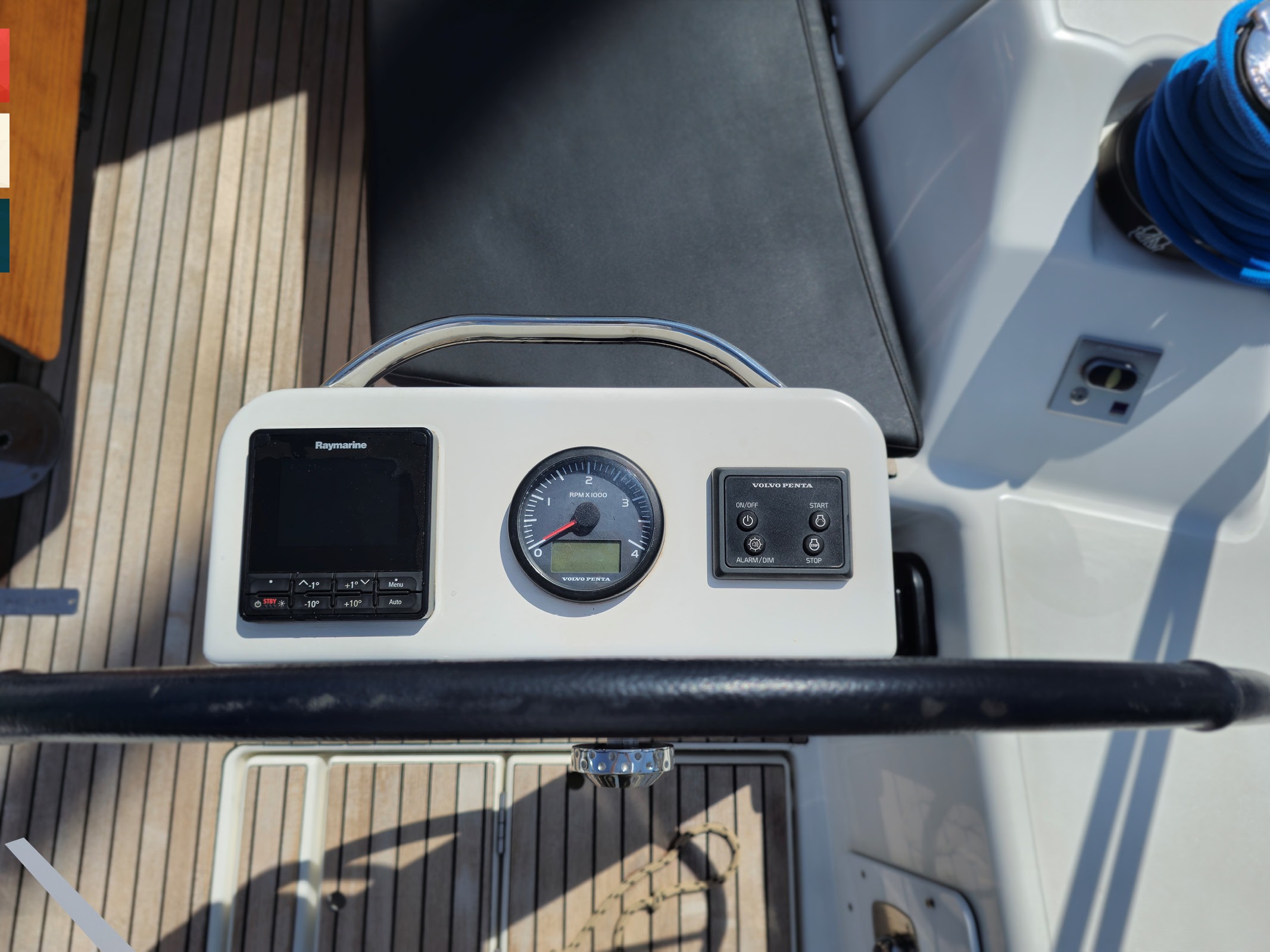 Dufour 430 GL, Vivo | Yacht Charter Croatia