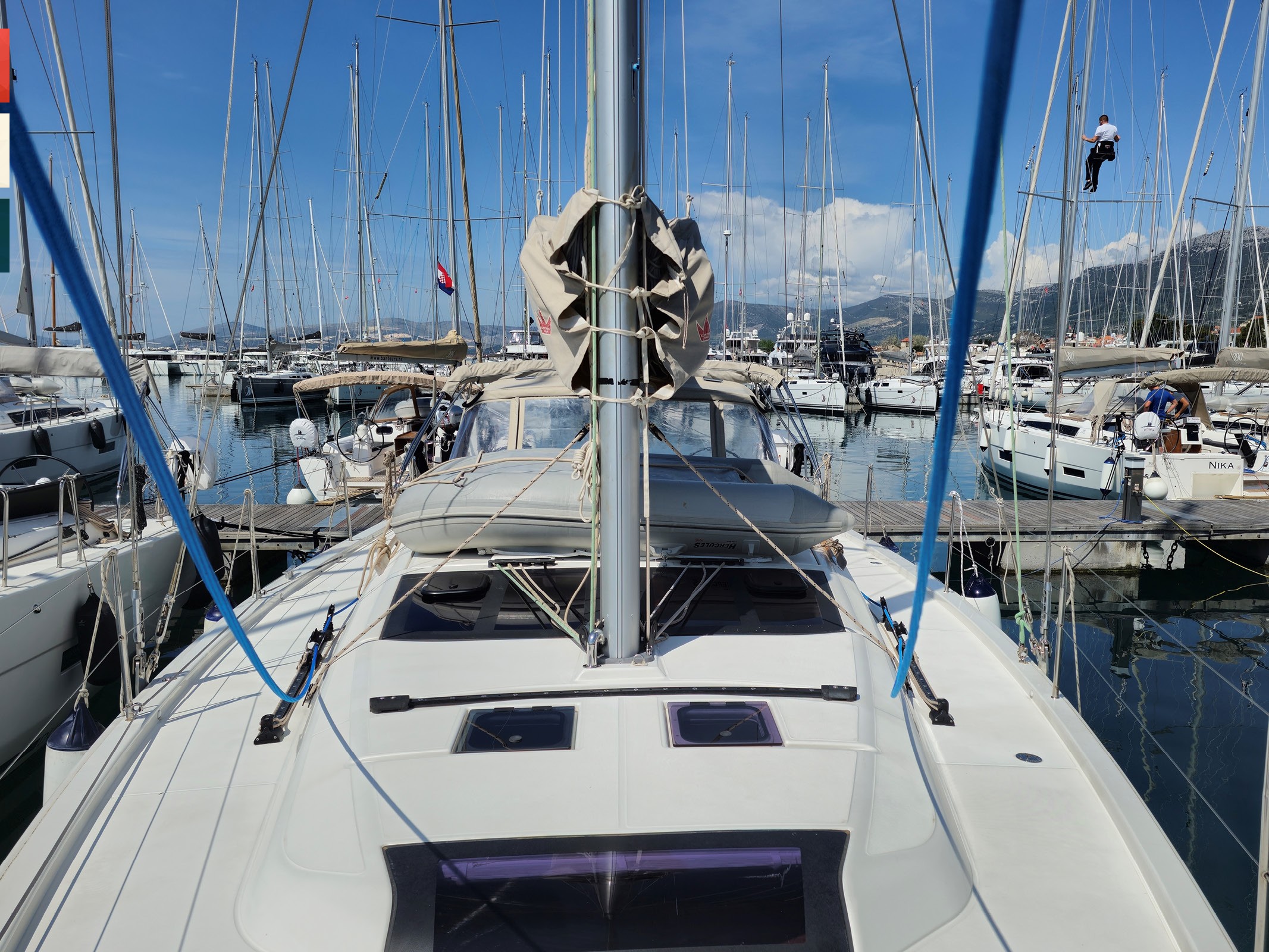 Dufour 430 GL, Vivo | Yacht Charter Croatia
