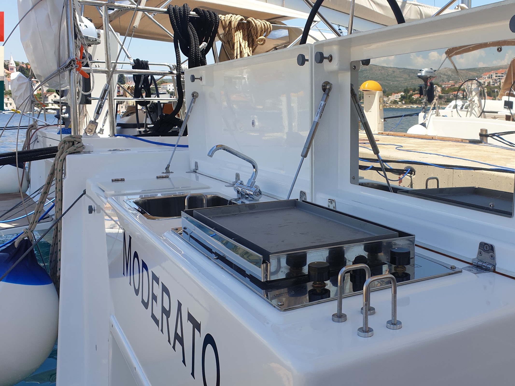 Dufour 430 GL, Moderato | Noleggio di Yacht Croazia