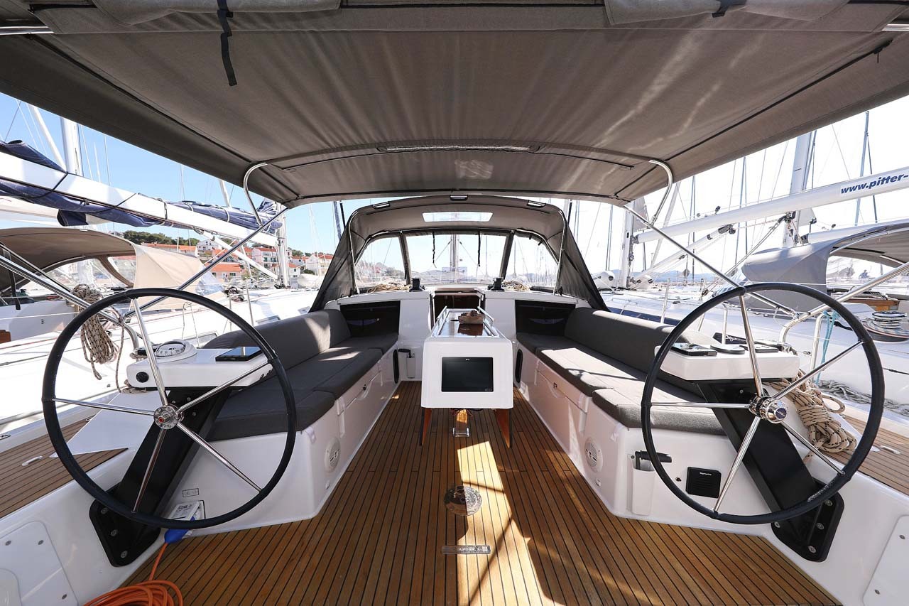 Dufour 430, Marista | Yacht Charter Croatia