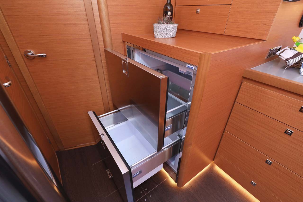 Dufour 430, Marista | Yacht Charter Croatia