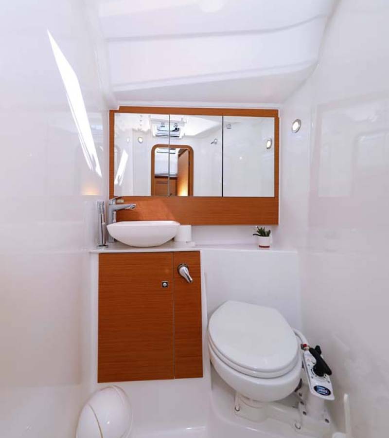 Dufour 430, Marista | Yacht Charter Croatia