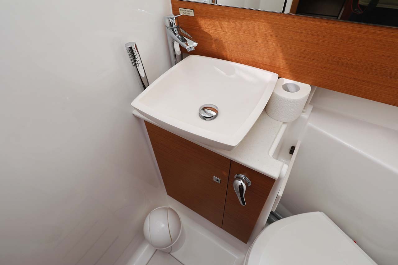 Dufour 430, Marista | Yacht Charter Croatia