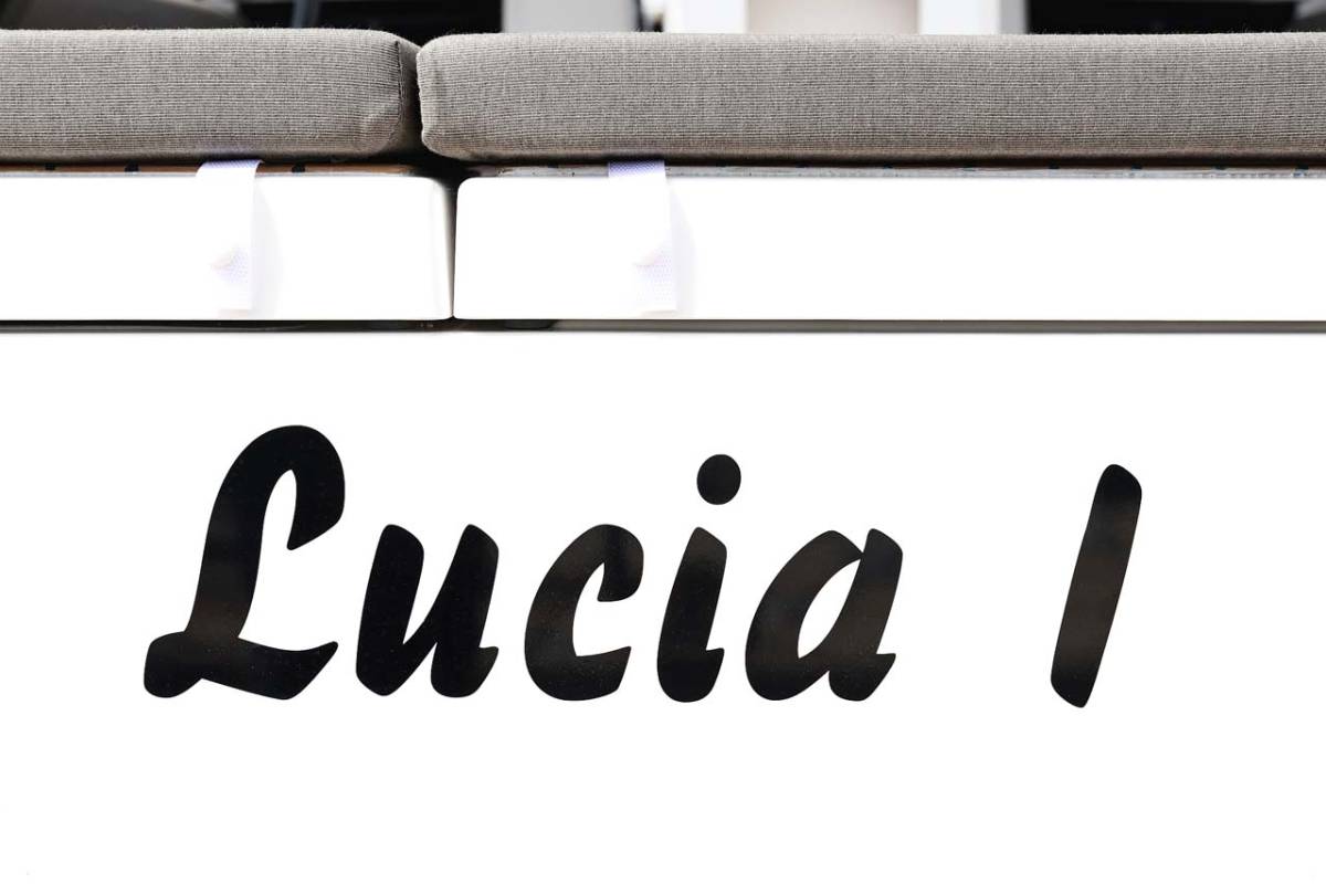 Dufour 430, Lucia 1 | Yacht Charter Croatia