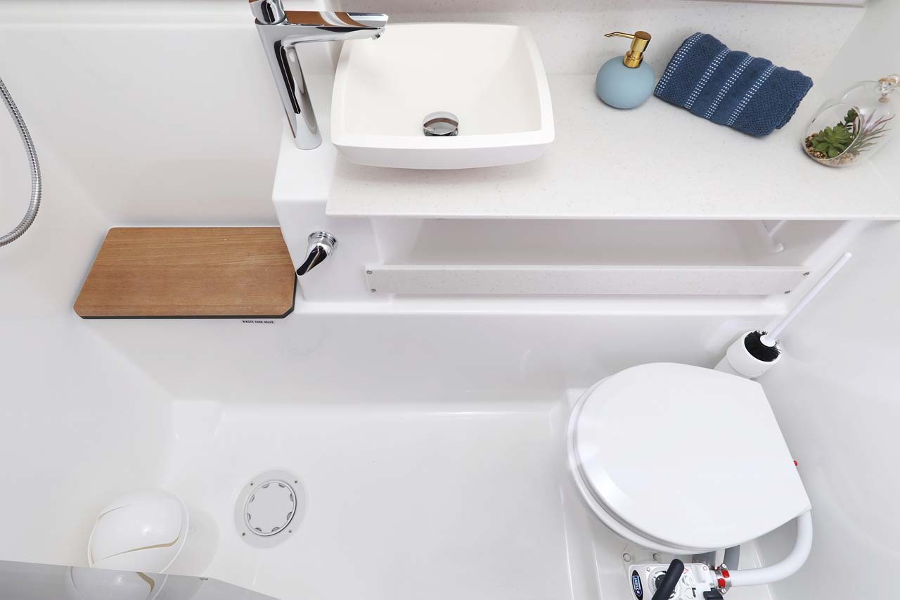 Dufour 430, Lucia 1 | Yacht Charter Croatia