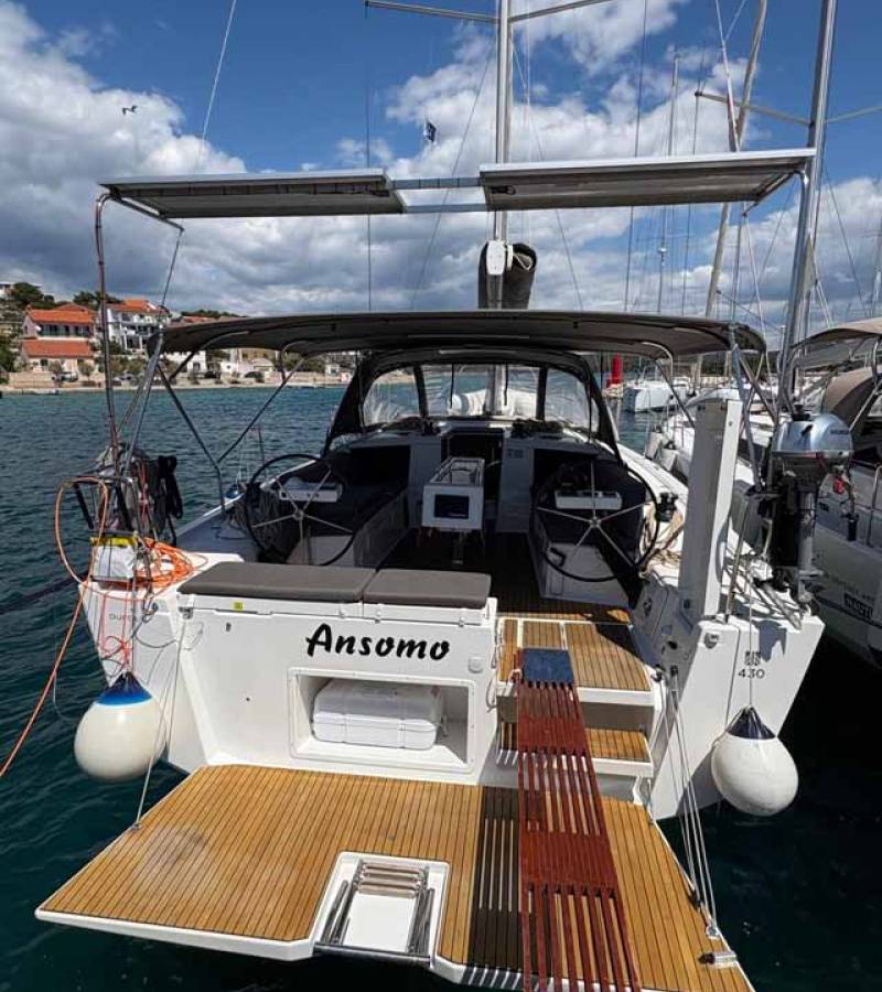 Dufour 430, Ansomo | Yacht Charter Croatia