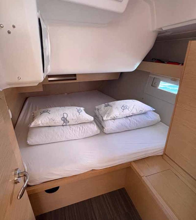 Dufour 430, Ansomo | Yacht Charter Croatia