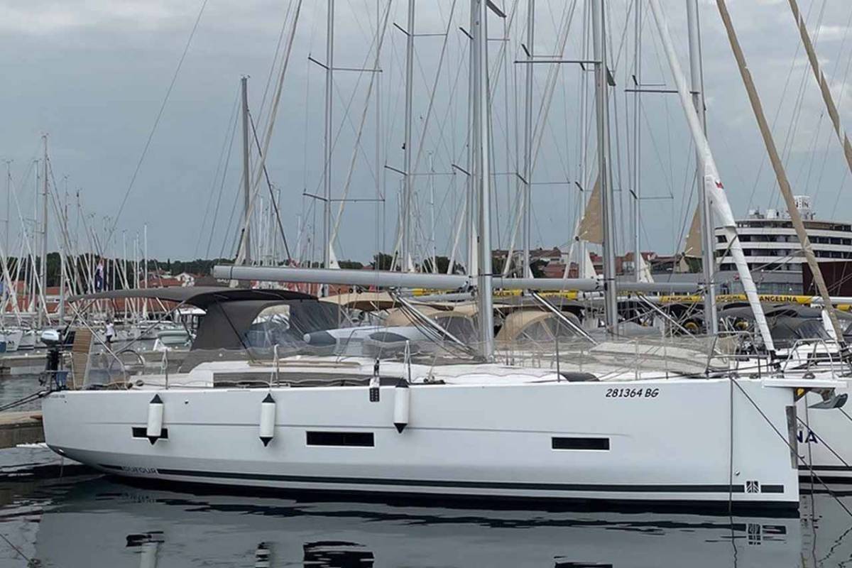Dufour 430, Karla | Yacht Charter Croatia
