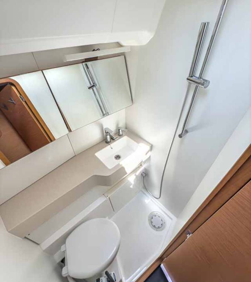 Dufour 44, Alkor | Yachtcharter Kroatien