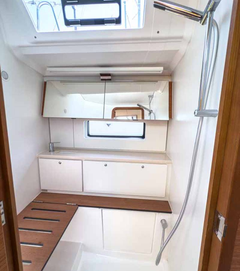 Dufour 44, Alkor | Yachtcharter Kroatien