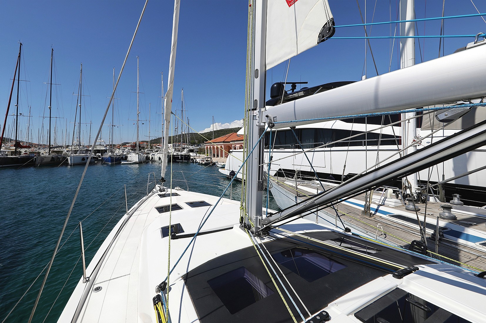 Dufour 44, Scooby Doo | Yacht Charter Croatia
