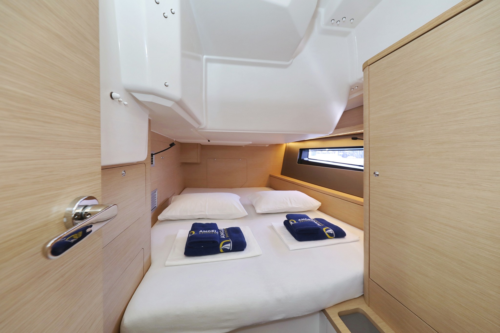 Dufour 44, Scooby Doo | Yacht Charter Croatia