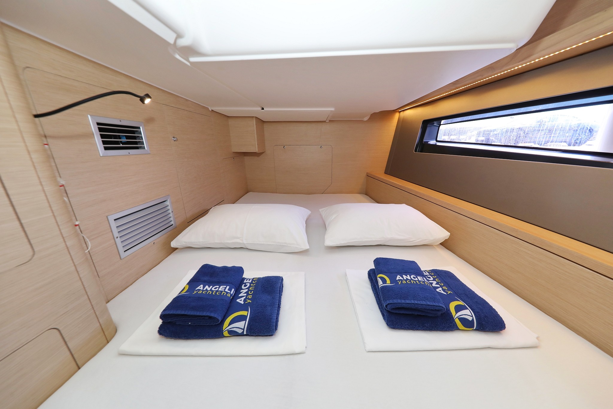 Dufour 44, Scooby Doo | Yacht Charter Croatia