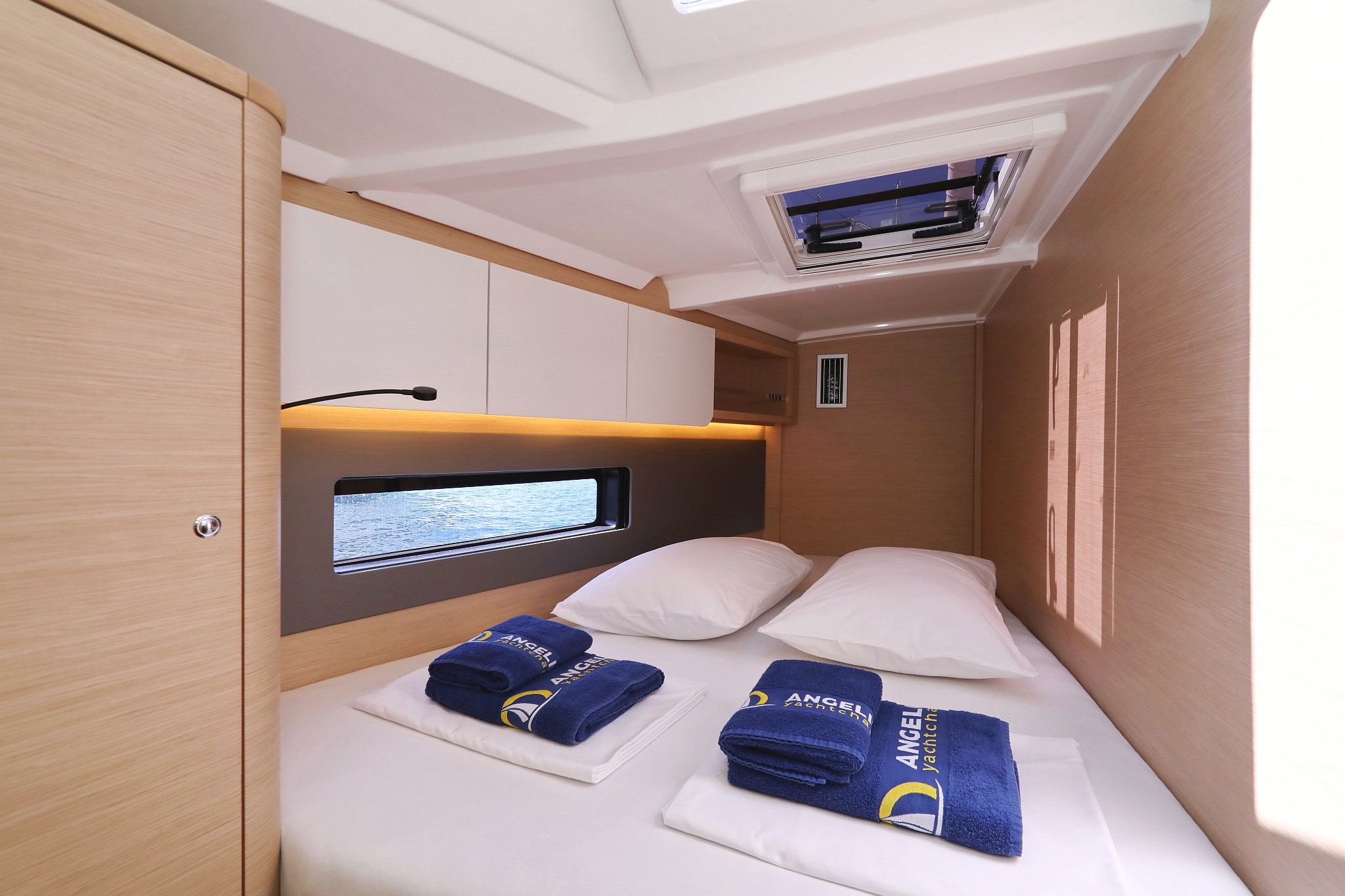 Dufour 44, Scooby Doo | Yacht Charter Croatia