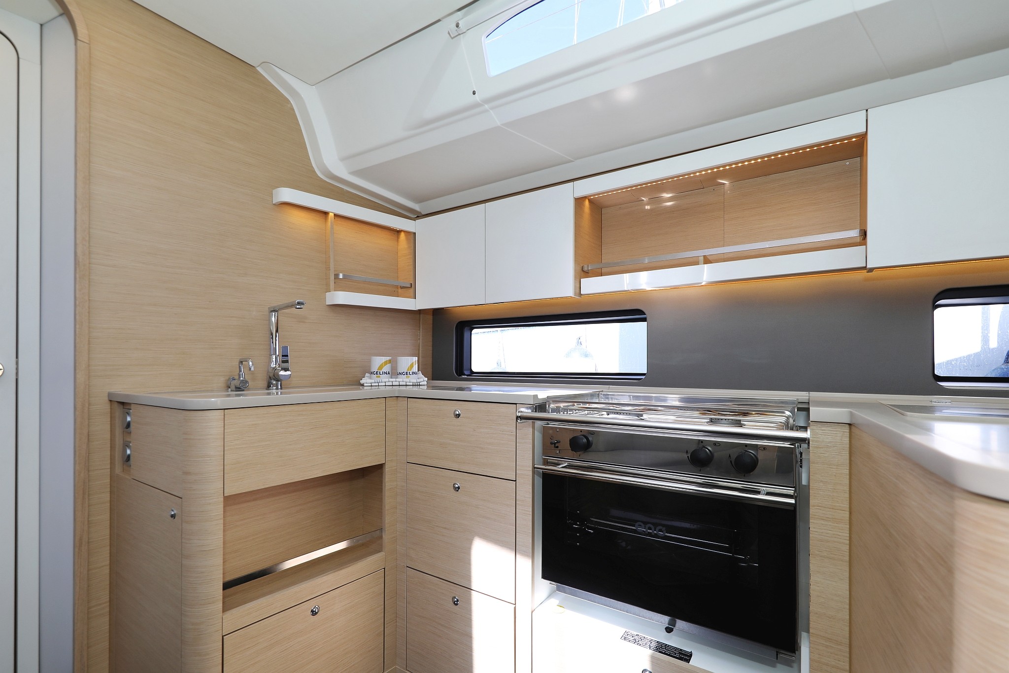 Dufour 44, Scooby Doo | Yacht Charter Croatia