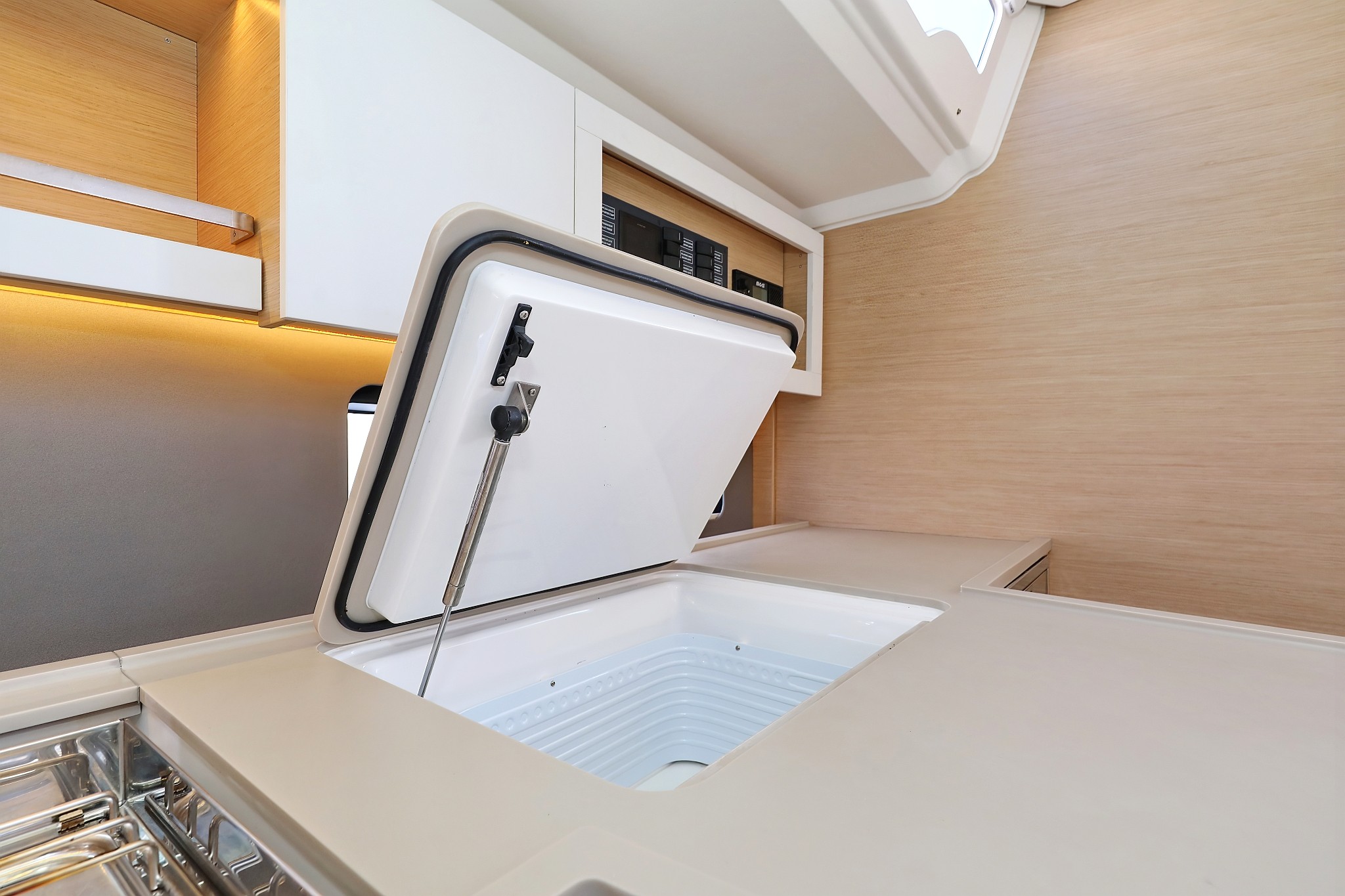 Dufour 44, Scooby Doo | Yacht Charter Croatia