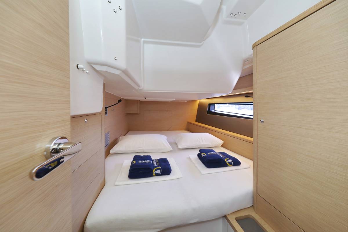 Dufour 44, Scooby Doo | Yacht Charter Croatia