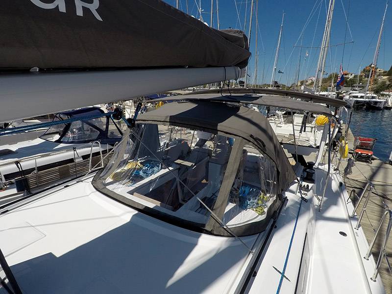 Dufour 44, Dama | Noleggio di Yacht Croazia
