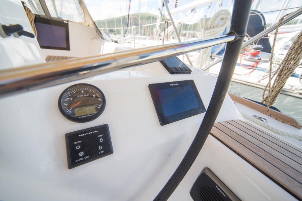 Dufour 460 GL, LIPSI | Yacht Charter Croatia