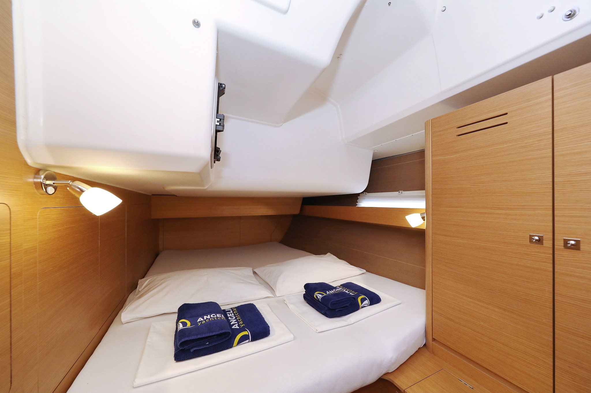Dufour 460 GL, Siri | Yacht Charter Croatia