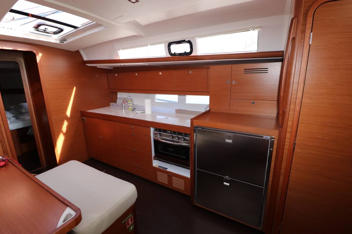 Dufour 460 GL, Esra | Yacht Charter Croatia