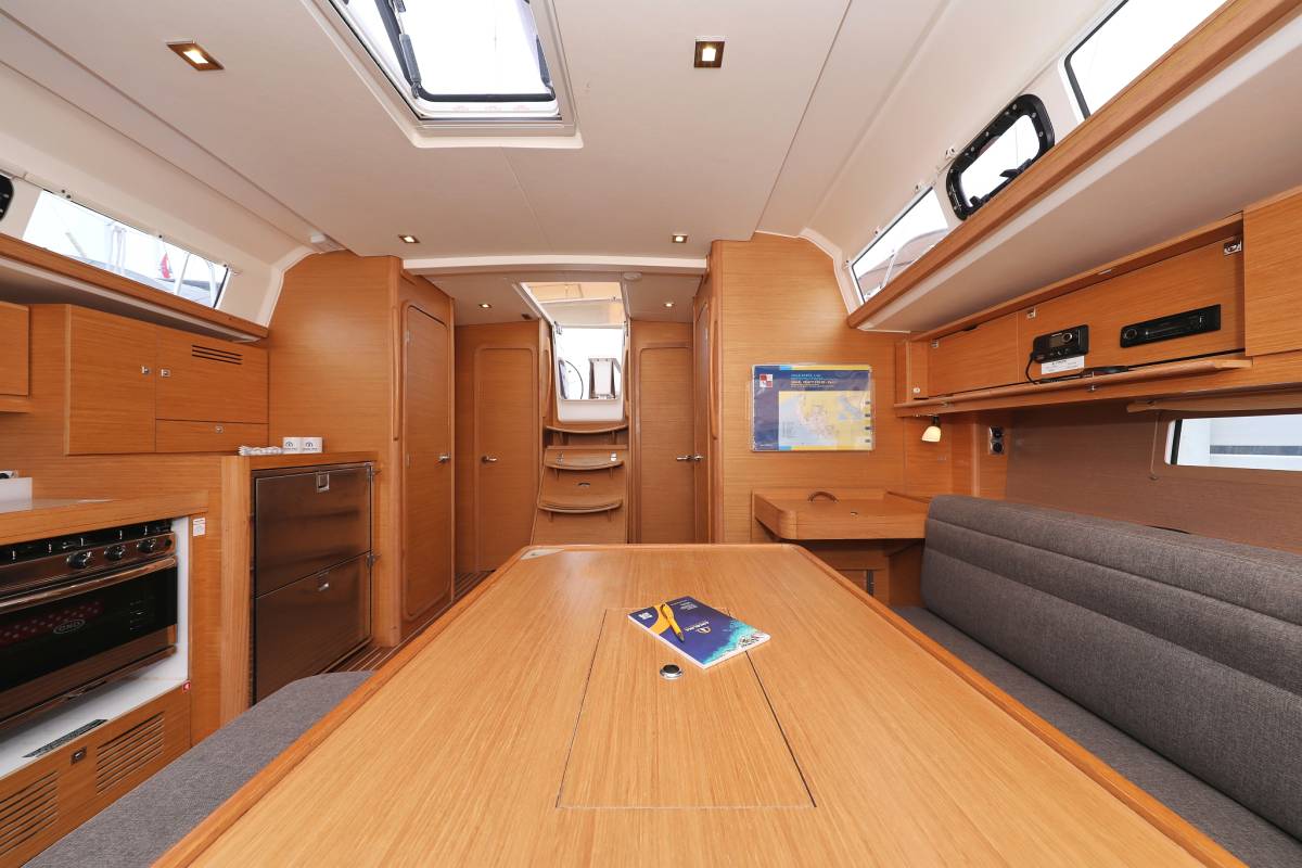 Dufour 460 GL, Ocean Tango | Yacht Charter Croatia