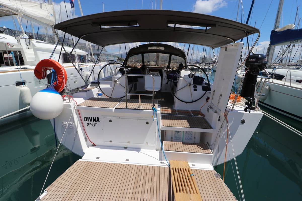 Dufour 460 GL, Divna | Yacht Charter Croatia