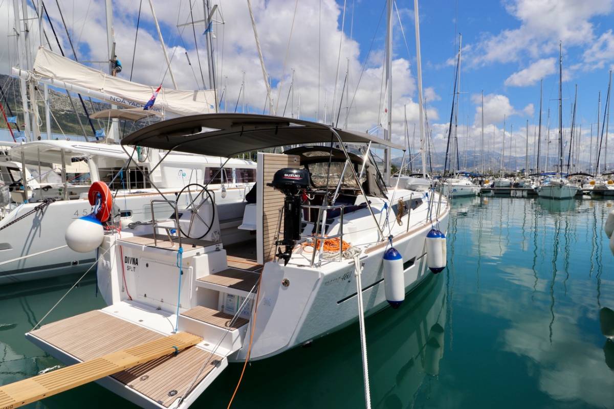Dufour 460 GL, Divna | Yacht Charter Croatia