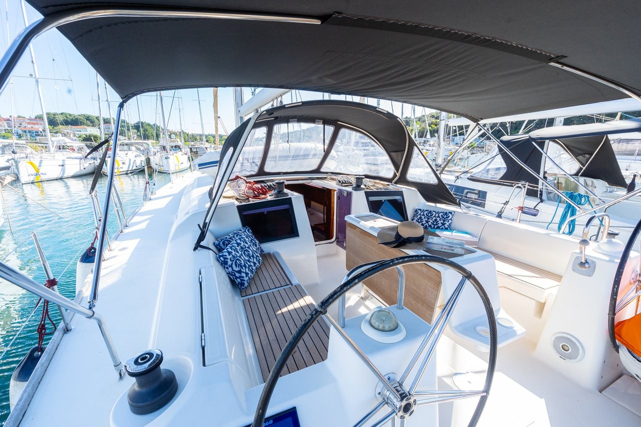 Dufour 460 GL, Cygnus | Yacht Charter Croatia