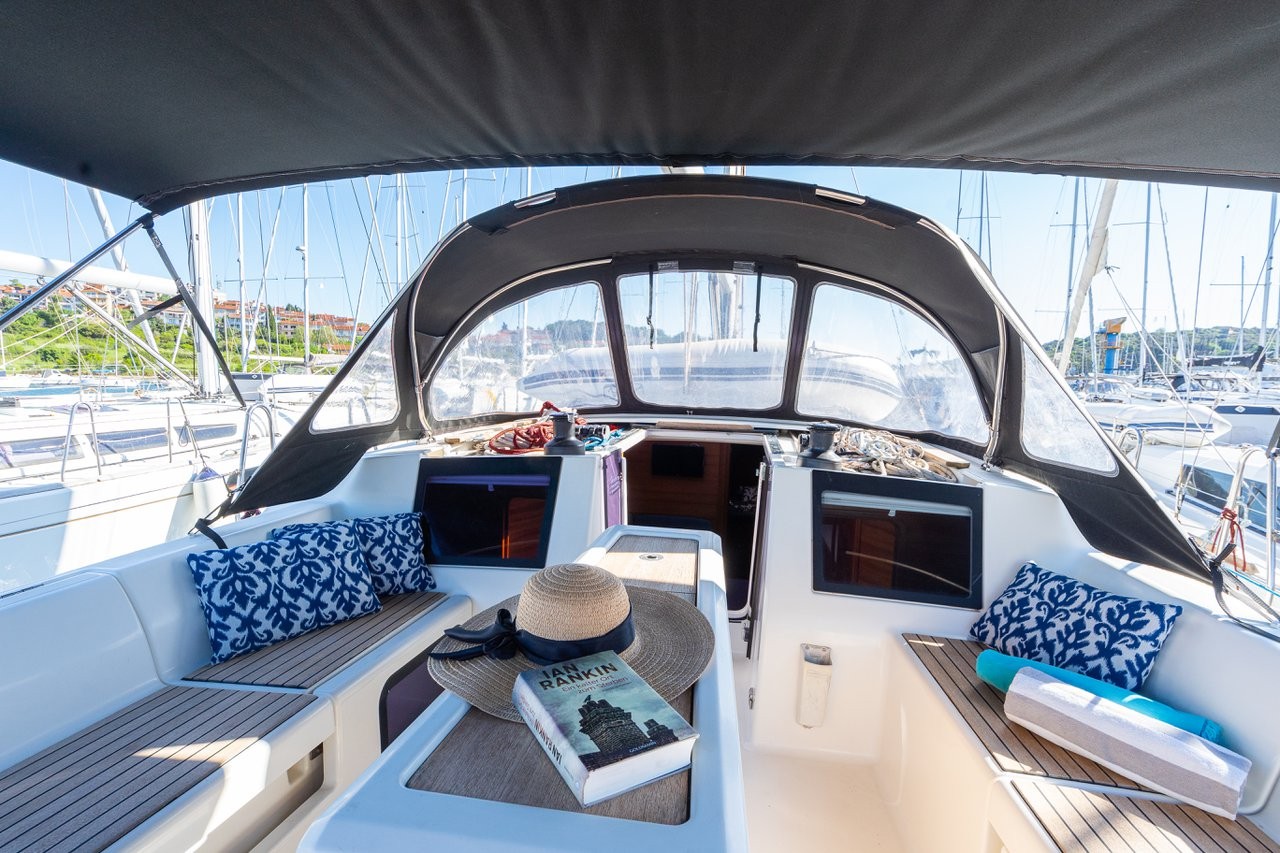 Dufour 460 GL, Cygnus | Yacht Charter Croatia
