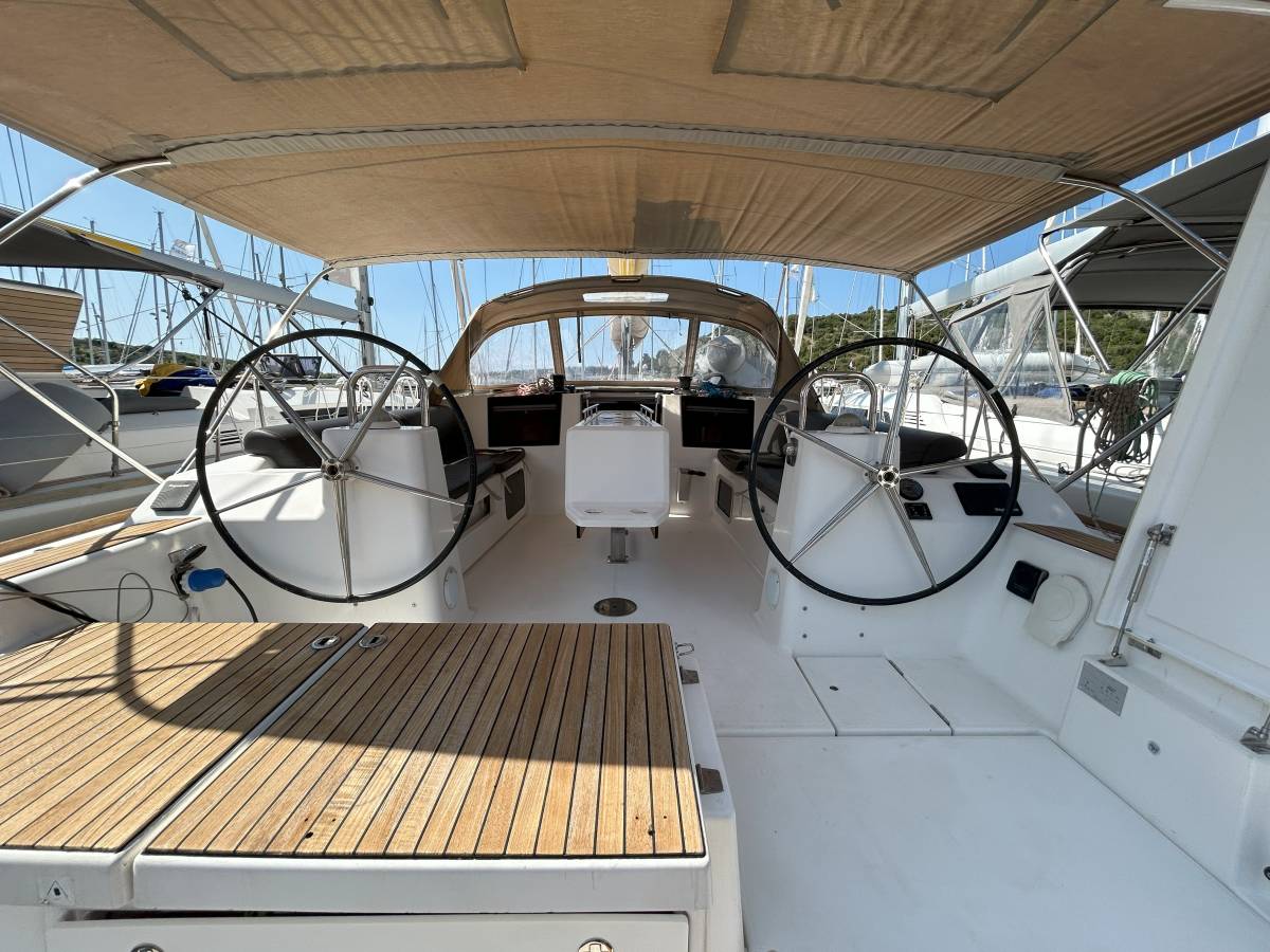 Dufour 460 GL, Good Luck | Yacht Charter Croatia