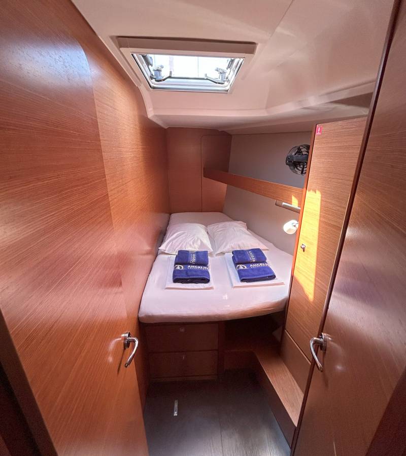 Dufour 460 GL, Good Luck | Yacht Charter Croatia