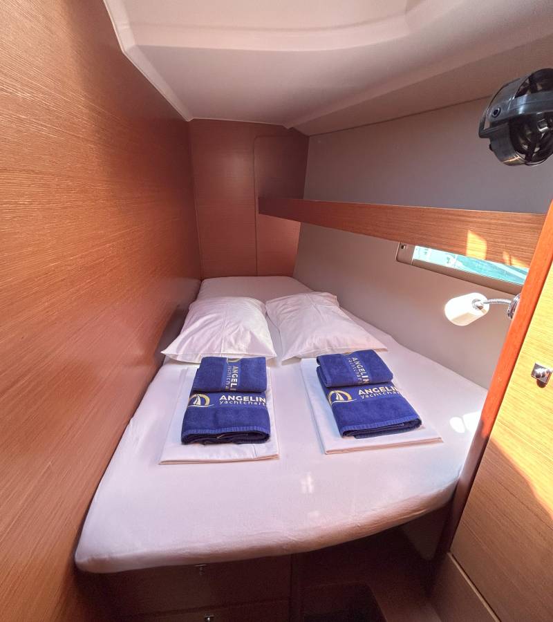 Dufour 460 GL, Good Luck | Yacht Charter Croatia