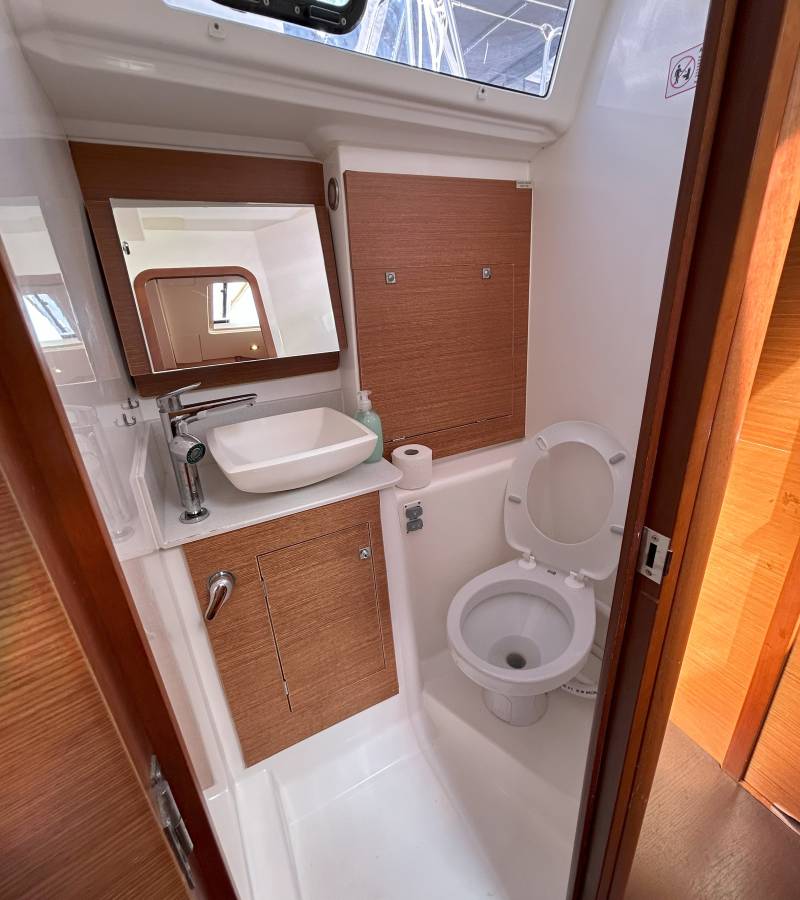 Dufour 460 GL, Good Luck | Yacht Charter Croatia