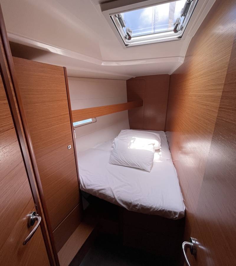 Dufour 460 GL, Lola | Yacht Charter Croatia