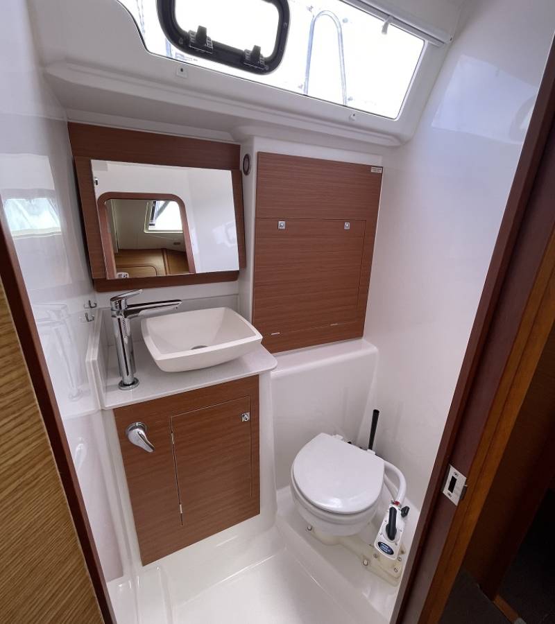 Dufour 460 GL, Lola | Yacht Charter Croatia