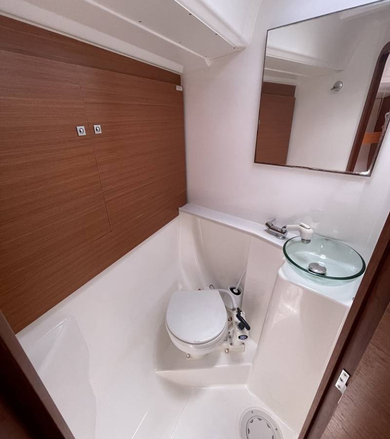Dufour 460 GL, Lola | Yacht Charter Croatia