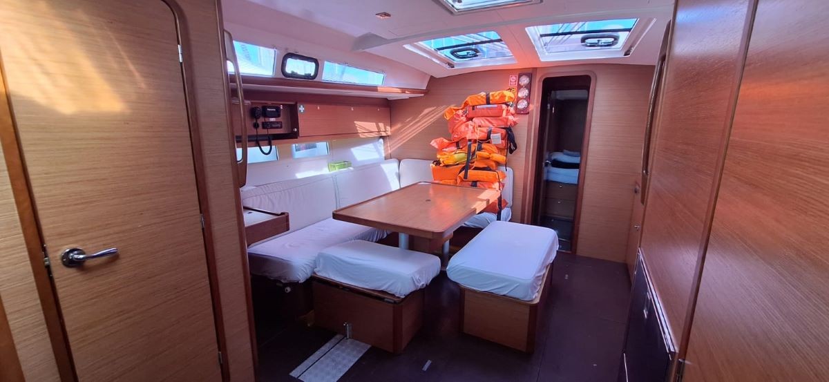 Dufour 460 GL, Ibis | Yacht Charter Croatia
