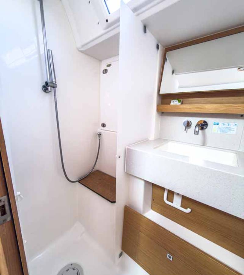 Dufour 470 performance, Easy Eleven | Yacht Charter Croatia