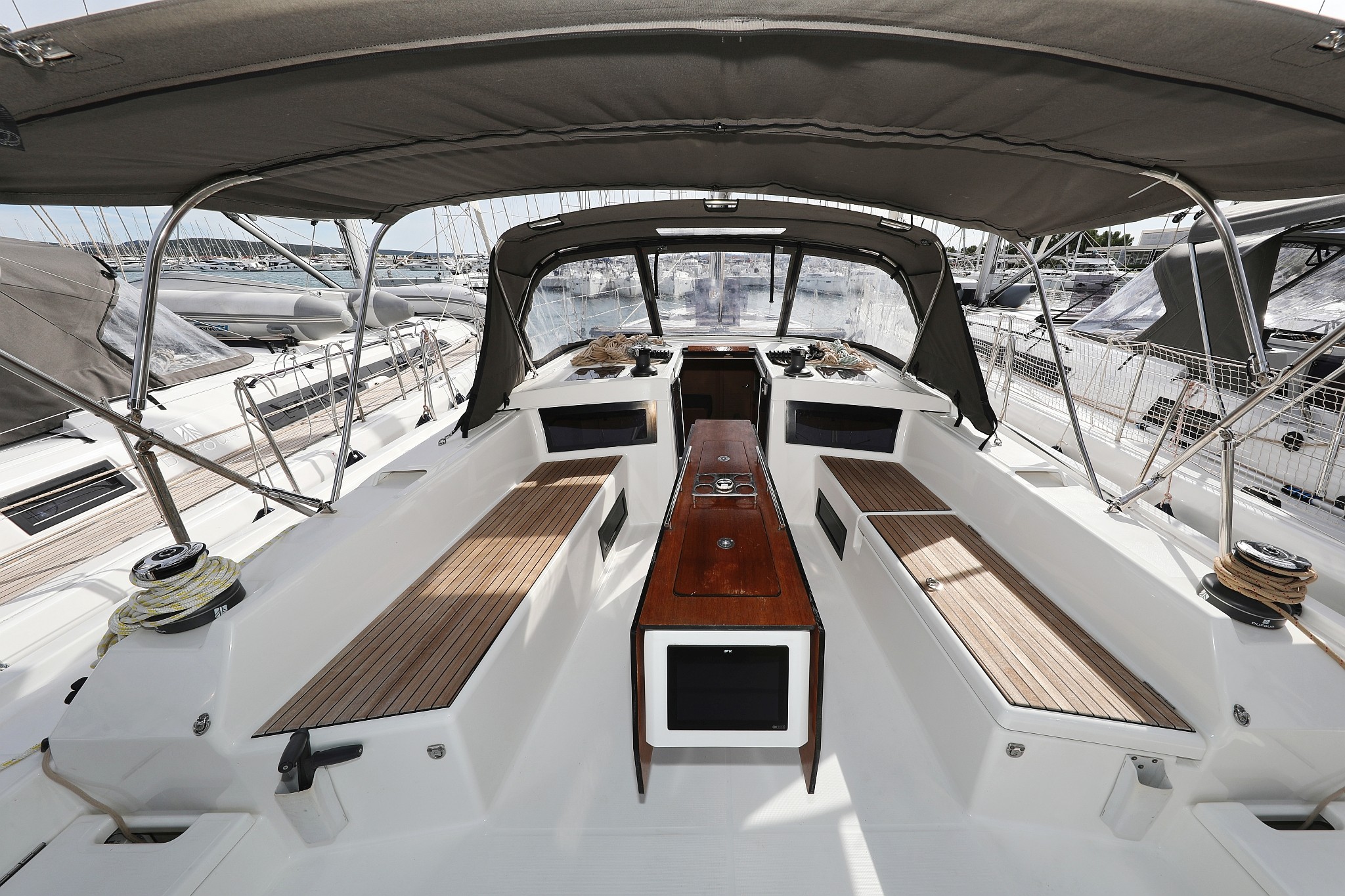 Dufour 470, Cupid | Yacht Charter Croatia