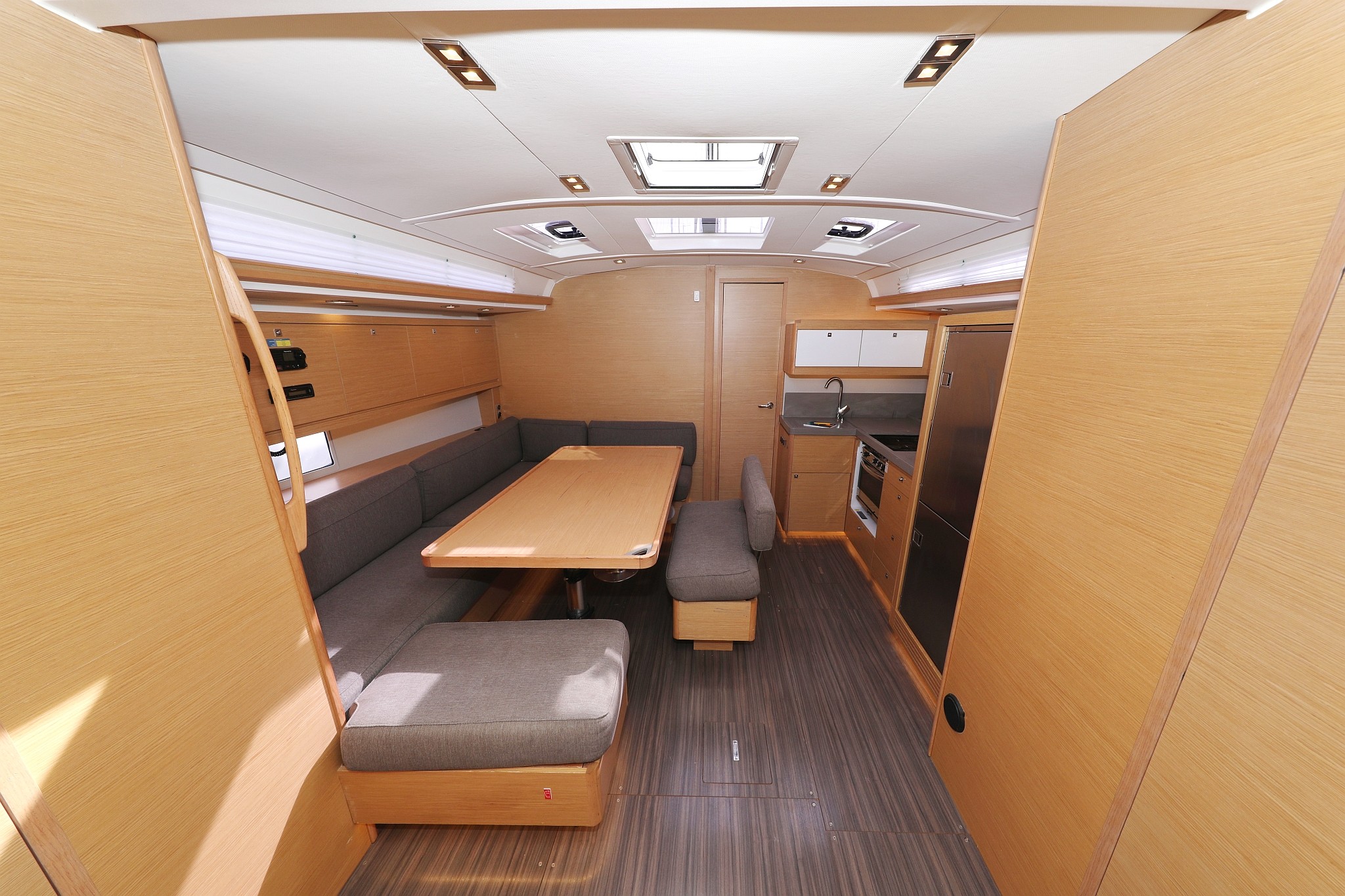 Dufour 470, Cupid | Yacht Charter Croatia