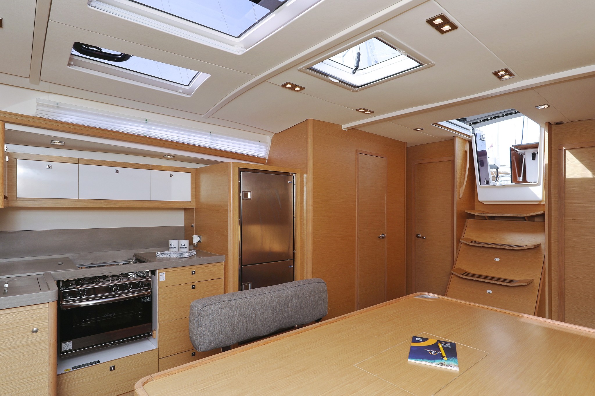 Dufour 470, Cupid | Yacht Charter Croatia