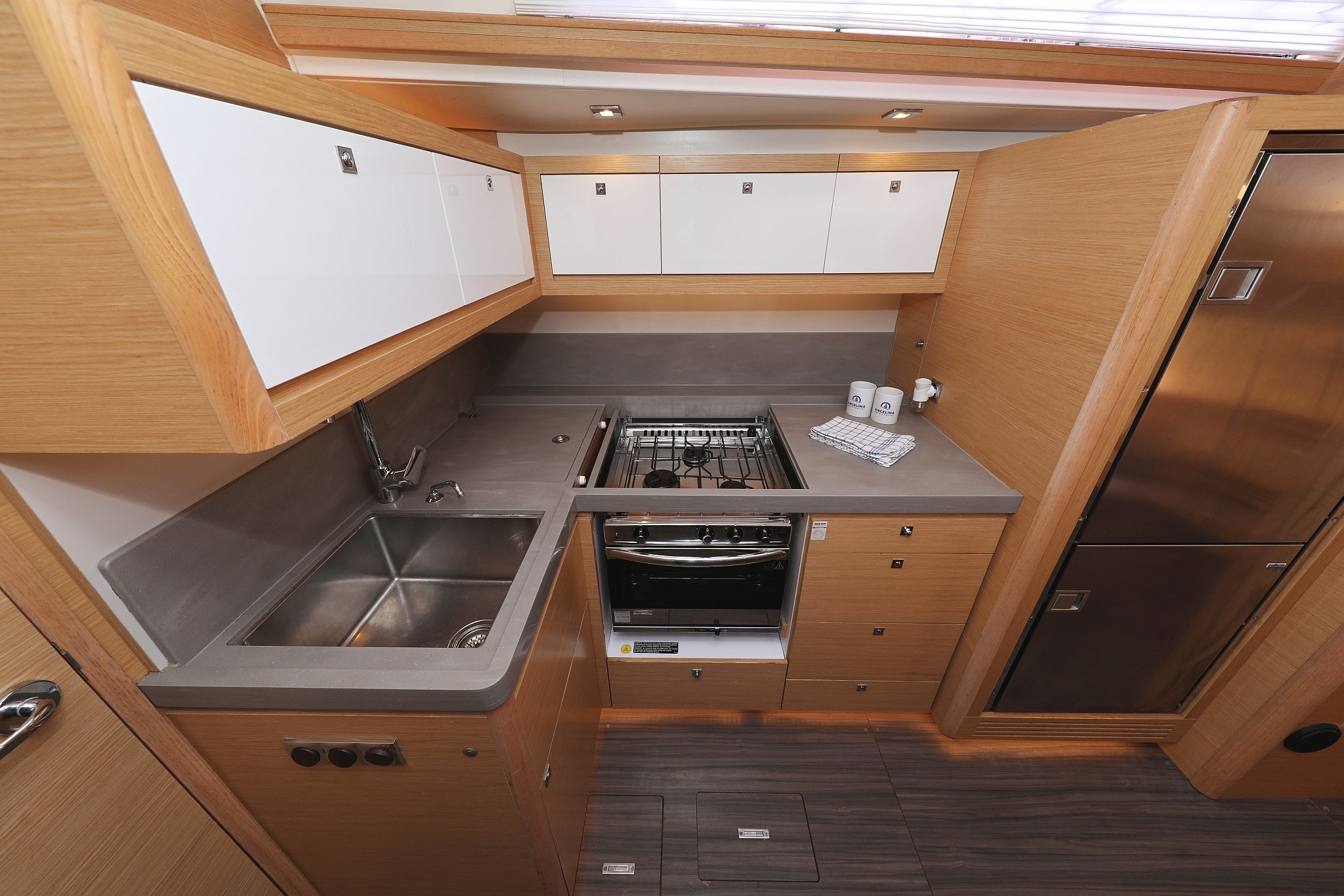 Dufour 470, Cupid | Yacht Charter Croatia